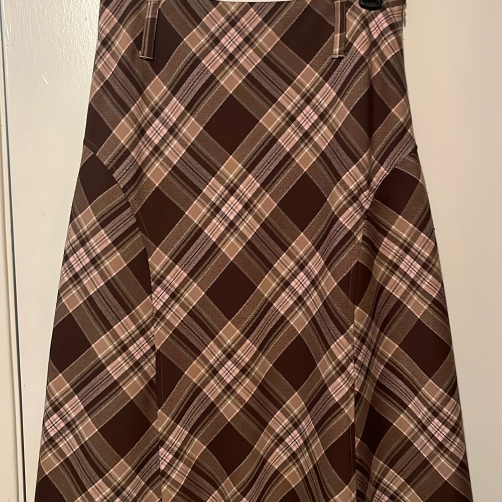 Gingham skirt with belt loops
